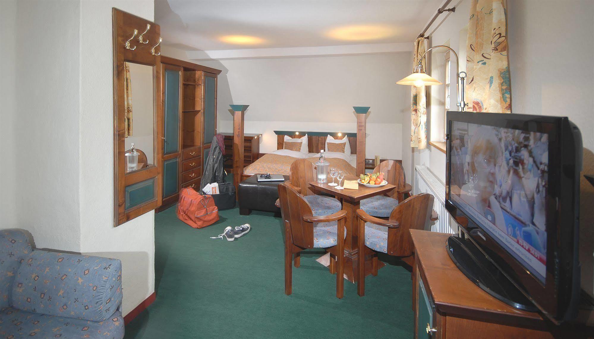 אולברנהאו Hotel Saigerhuette מראה חיצוני תמונה